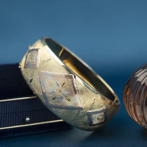 Clearance Gouden bangle met gravure 14 krt Bangles