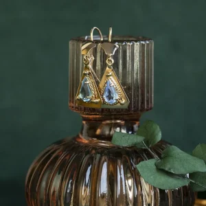 Sale Gouden oorhangers met blauwe kleursteen 18 krt Oorbellen Met Edelsteen