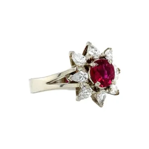 Hot Witgouden ring met robijn en diamant 18 krt Entourage Ring | Diamanten Ringen